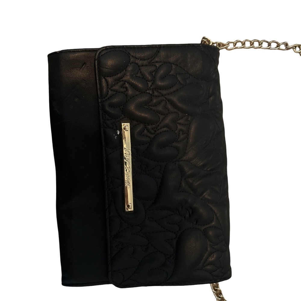 Betsy Johnson Chain Black Hearts Quilted Crossbody Purse Bag - Picture 2 of 6